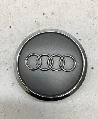 Audi A6 S6 C5 4B Original wheel cap 4B0601170A