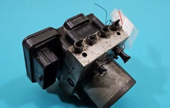 Opel Movano B ABS Pump 476603593R IMPRK1450124