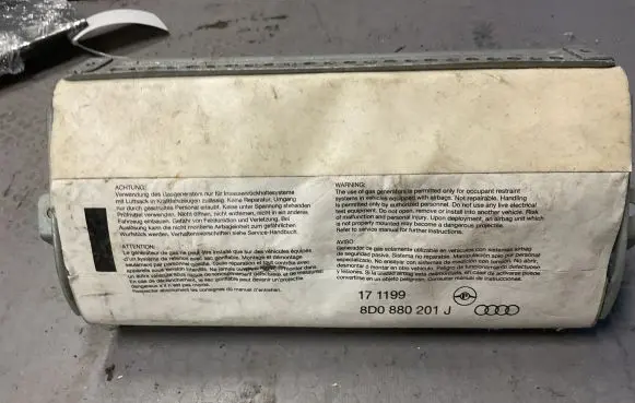 Audi A4 S4 B5 8D Passenger airbag 8D0880201J 6014913 002EF074PDJD