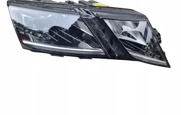 Skoda Octavia Mk3 (5E) Headlight/headlamp 5E1941016