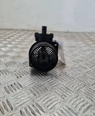 Audi A4 S4 B7 8E 8H Mass air flow meter 0281002461