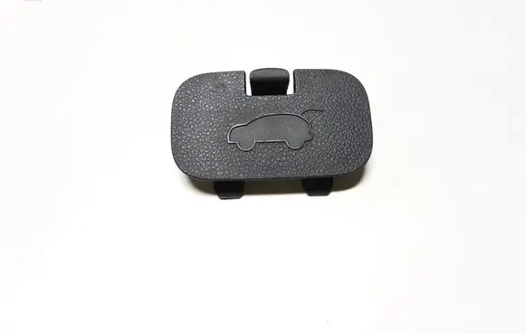SsangYong Tivoli Tailgate emergency lock open trim 7384635000