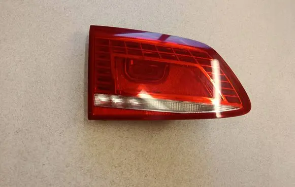 Volkswagen PASSAT B7 Rear/tail lights 179835