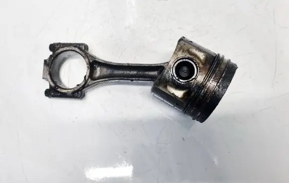 Piston with connecting rod