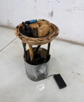 Volkswagen Golf V In-tank fuel pump 