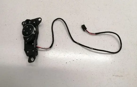 Mercedes-Benz E W211 Wing mirror switch 2118216079