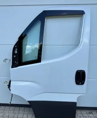 Door (2 Door Coupe)