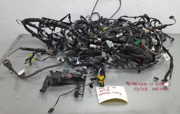 Renault Megane IV Other wiring loom 241608455R