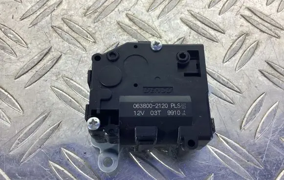 Lexus RC Air flap motor/actuator 0638002120