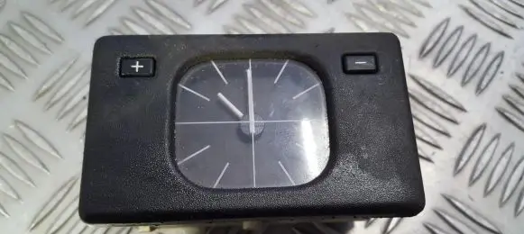 BMW 5 E34 Screen/display/small screen 62131374282 62.131374282