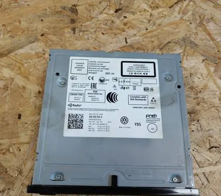 Volkswagen Polo VI Radio/CD/DVD/GPS head unit 3Q0035846B