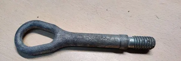 Toyota Corolla Verso AR10 Towing hook eye 