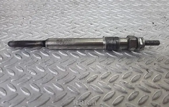 Peugeot 406 Glow plug Y504J
