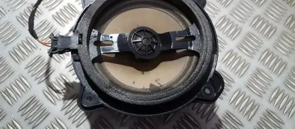 Audi A3 S3 8P Front door speaker 8h0035411 7606500098