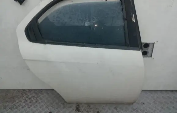 Alfa Romeo 156 Rear door