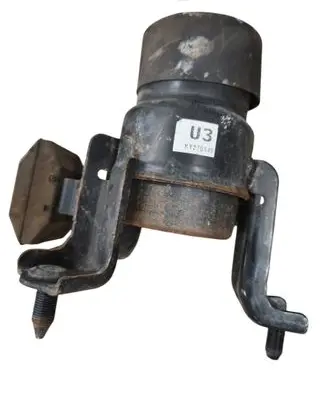 Toyota RAV 4 (XA50) Engine mount bracket