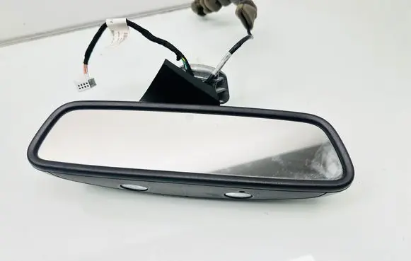 Rear view mirror (interior)