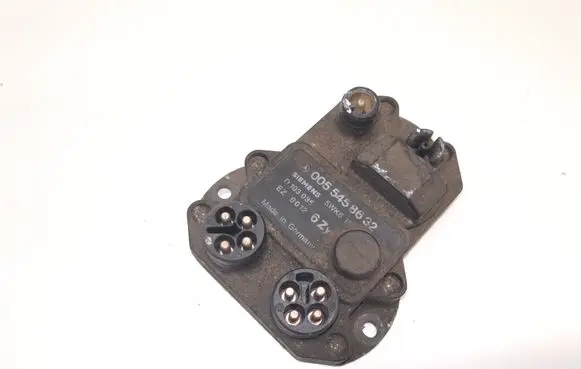 Mercedes-Benz E W124 Ignition amplifier control unit 0055458632