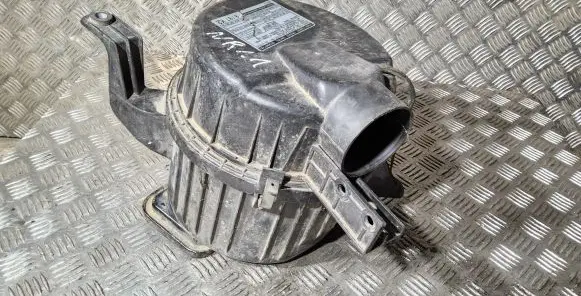 Toyota Land Cruiser (HDJ90) Air filter box 2202062100 1001404690 62410
