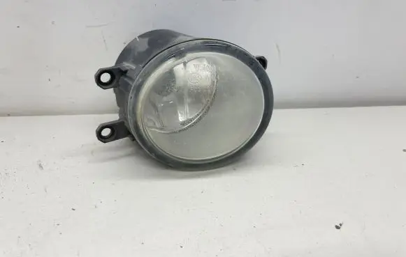 Lexus GS 250 350 300H 450H Front fog light 812100D042 89207402