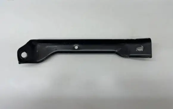 Audi A6 S6 C6 4F Radiator support slam panel bracket 4F0809891