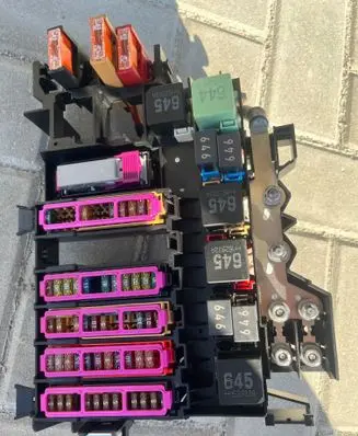 Audi A8 S8 D4 4H Fuse module 4H0907101 4H0907101H