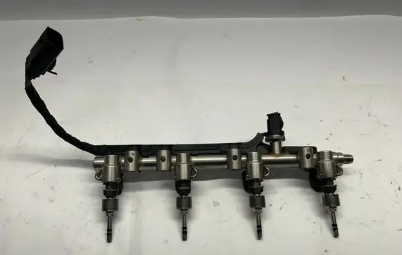 Chevrolet Camaro Fuel main line pipe 25203044 12689347