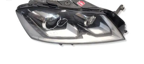 Volkswagen PASSAT B7 Headlight/headlamp 3AB941752