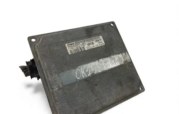 Ford Fiesta Engine control unit/module ECU 4S6112A650NB S120977013C
