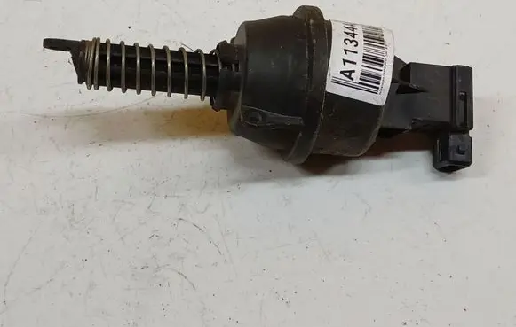 Volkswagen Transporter - Caravelle T4 Valve vacuum 7D1820625