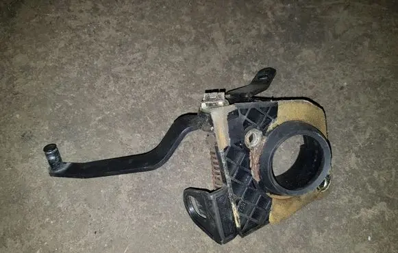 BMW 3 E36 Accelerator throttle pedal bracket 32311159760