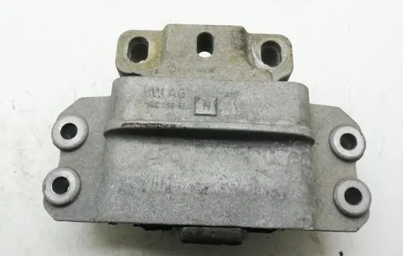 Volkswagen Golf V Engine mount bracket 1K0199555