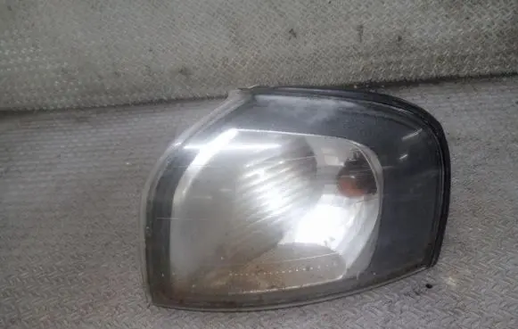 Volvo S80 Front indicator light 9154472