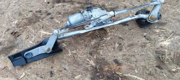 Mazda 6 Front wiper linkage and motor 1593001431