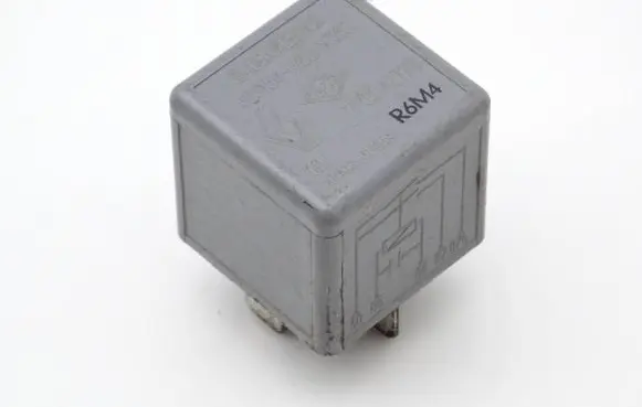 Renault Laguna I Other relay 7700421178 V23134-M52-X330