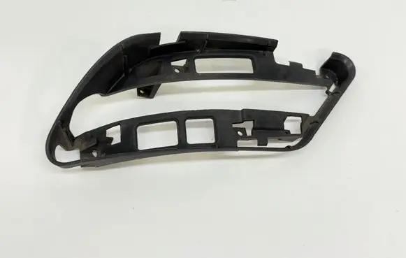 Mercedes-Benz C W204 Fog light bracket A2048852914