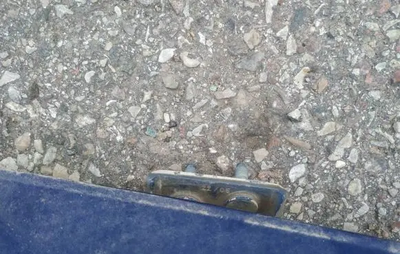 Volvo V50 Tailgate/trunk/boot hinge