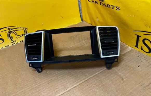 Mercedes-Benz GL X166 Dash center air vent grill A1668300854 A1666800054