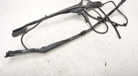 Volvo XC40 Windshield/front glass wiper blade 