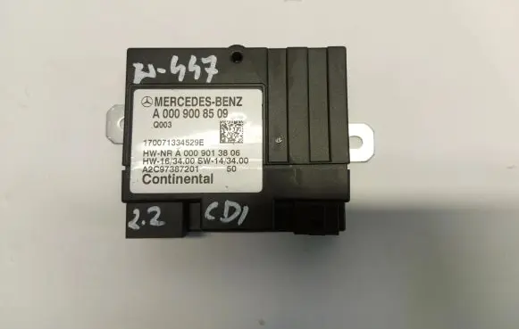 Mercedes-Benz Vito Viano W447 Fuel level meter relay a0009008509