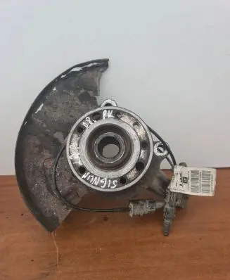 Opel Signum Front wheel hub 8698L