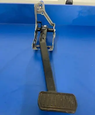 Tesla Model X Brake pedal 102769100B 1704260017