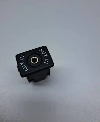 Volkswagen Golf VI AUX in-socket connector 5M0035724