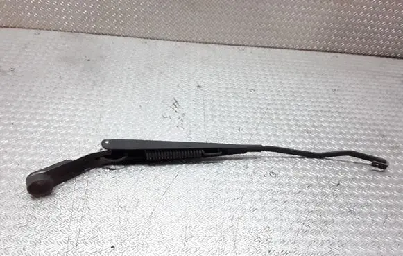 Suzuki Grand Vitara I Front wiper blade arm 