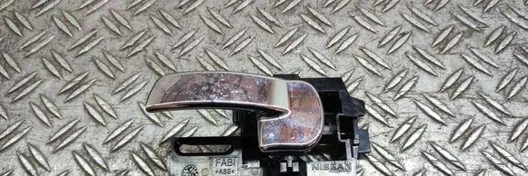 Nissan Qashqai Rear door interior handle 80671