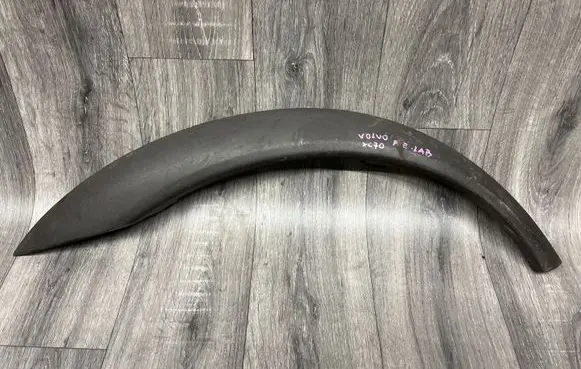 Volvo XC70 Rear arch trim 9190880 8620134