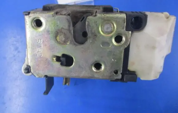Fiat Punto (188) Front door lock
