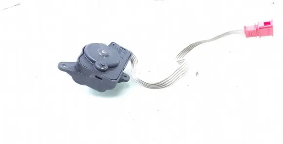 Volkswagen PASSAT B4 Air flap motor/actuator 357907511B