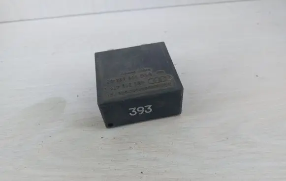 Skoda Superb B5 (3U) Light relay 4B0919471A