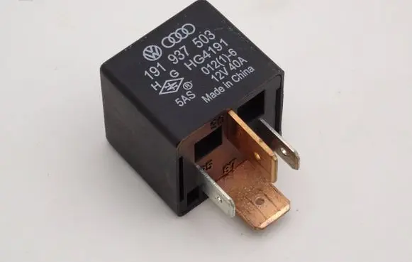 Volkswagen Golf III Other relay 191937503